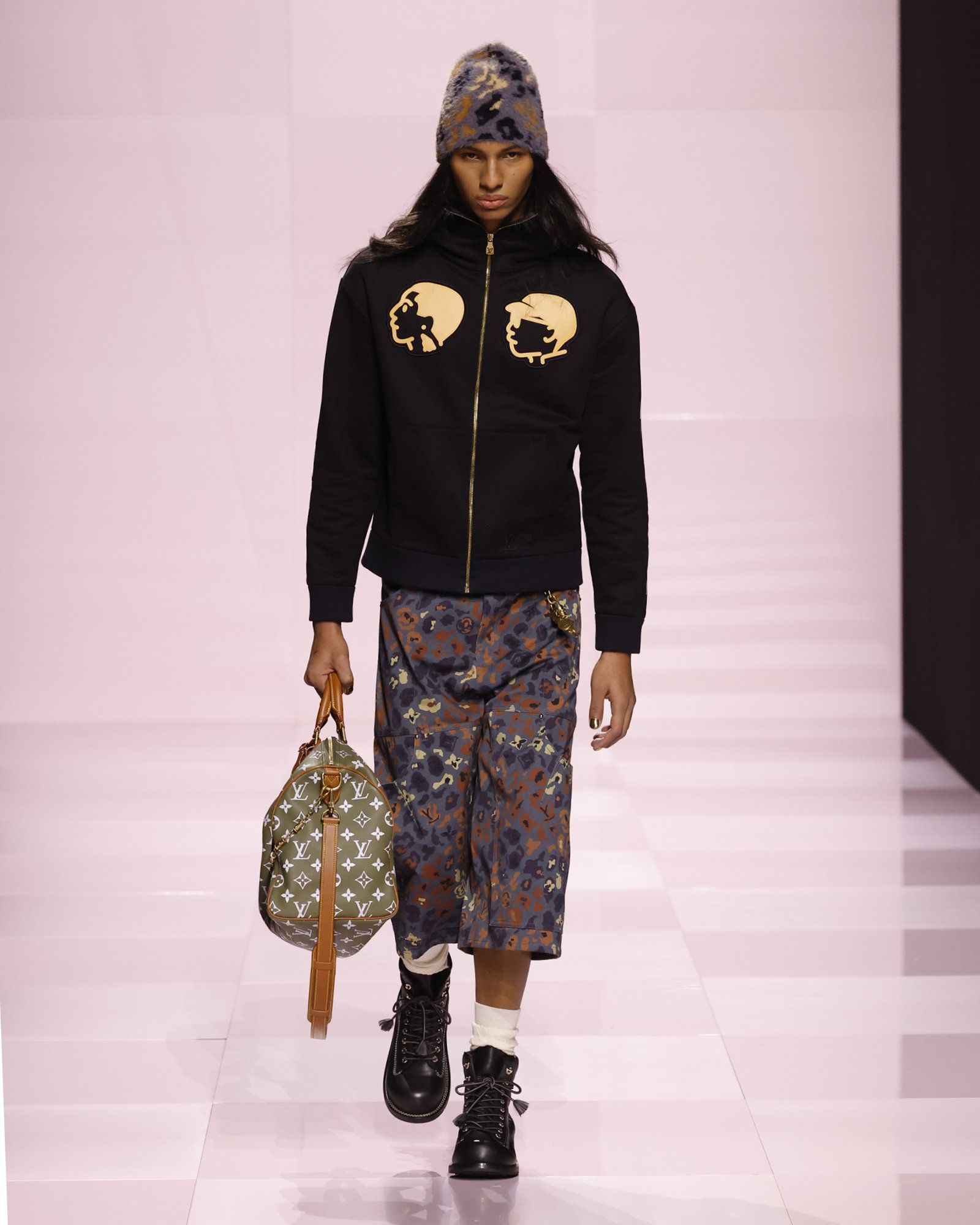 ルイ・ヴィトン、2025秋冬メンズ·コレクション発表。平野紫耀、J-HOPE ルイ・ヴィトン、2025秋冬メンズ·コレクション発表。平野紫耀、J-HOPE